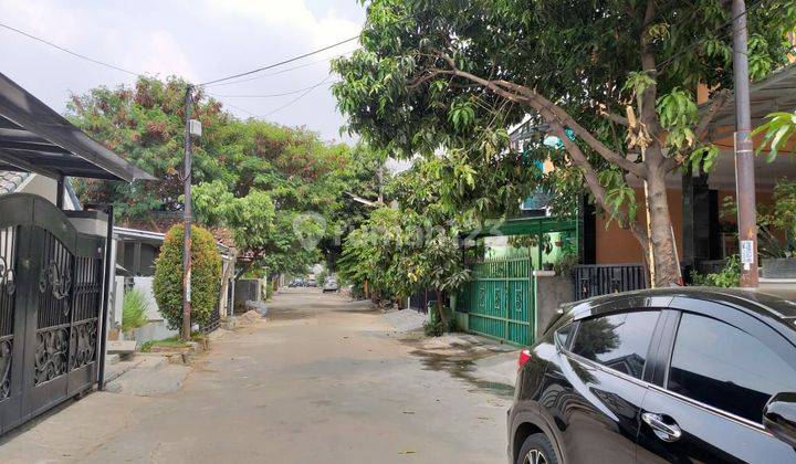 Dijual rumah Bulevar Hijau - Harapan Indah 1