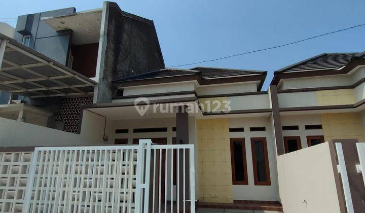 Dijual 3 Unit Rumah Baru Dalam Komplek Siap Huni di Jatiasih 2