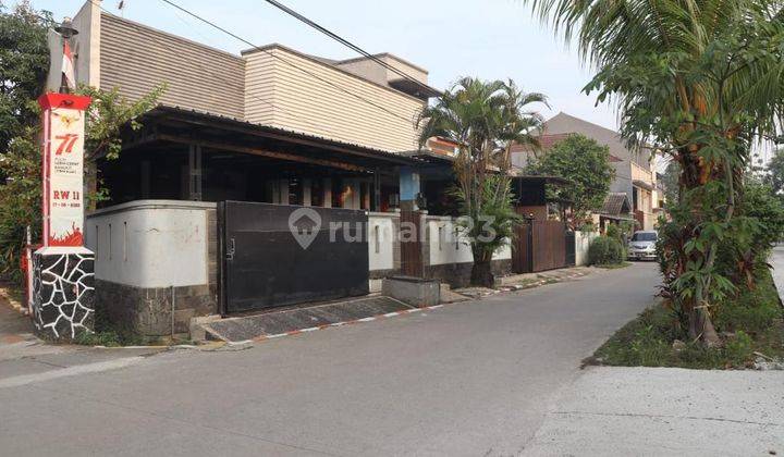 Dijual Cepat Rumah Murah Hook, 2 Lantai di Dalam Perumahan 1