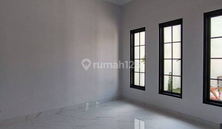 Di jual Rumah  baru di komplek  Bumi putra  ,Rawamangun.  2