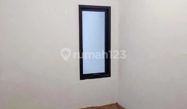 Di Sewakan Rumah Zantik dan Siap Huni. di Pesona Anggrek. Bekasi Utara 2