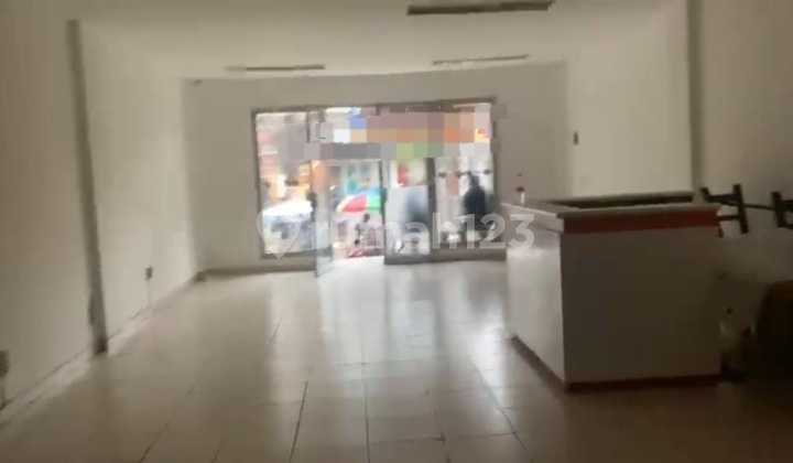 For Sale and For Rent Ready-to-Use Shophouse in Kayu Ringin, South Bekasi For Sale and For Rent Ready-to-Use Shophouse in Kayu Ringin, South Bekasi