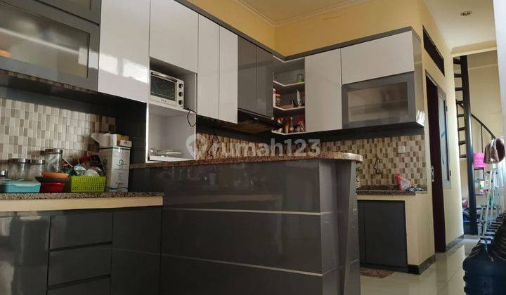 Di Jual Rumah  Mewah Di Kemang Pratama  1. 2