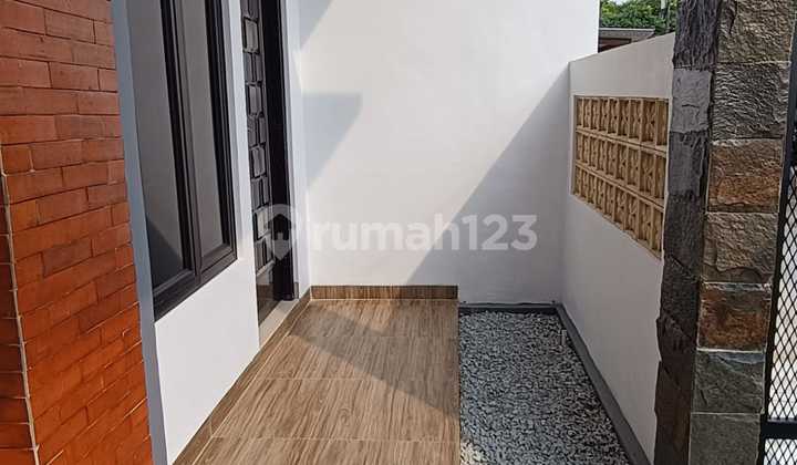 Di Jual Rumah Selesai di Renovasi Sangat Bagus dan Canti. di Harapan Jaya. Bekasi Utara 2