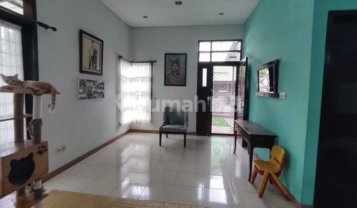 Di Jual Rumah Cantik dan Asri . 2 Lantai. di Bekasi 2