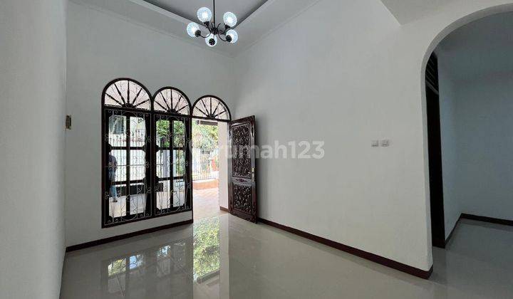 Di Jual Rumah Bagus, Di Duren Sawit. 2