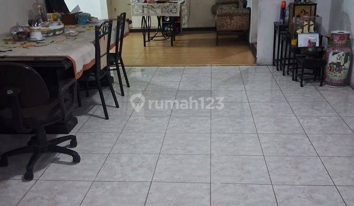 Di Jual Rumah Sangat Strategis,   Di Bintara  Jaya. 2