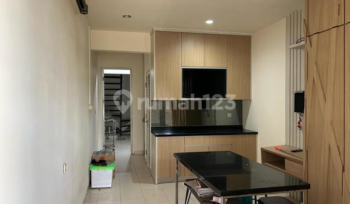 Disewakan Rumah Siap Huni di Cluster Victoria Garden Grand Galaxy 2