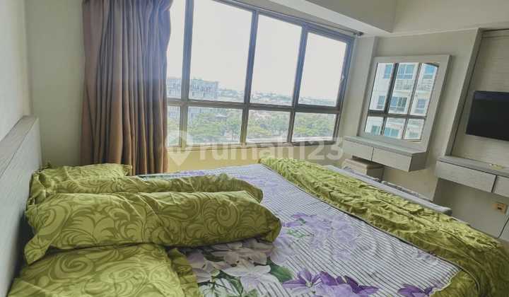 For Sale Springlake Apartment. Fully Furnished Studio Type in Summareconbekasi.