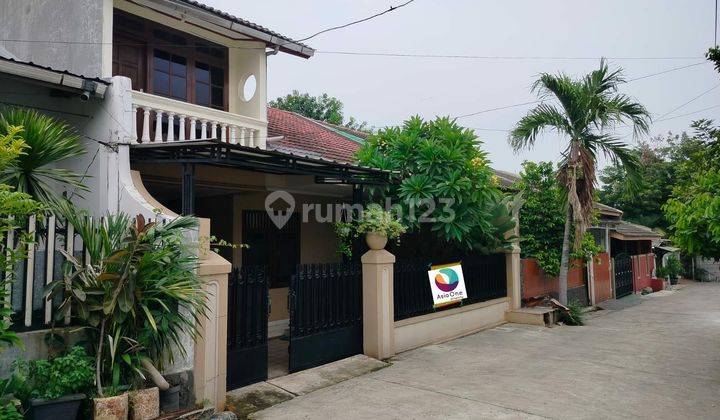 Rumah Rapih, Asri Terawat 1½ Lantai, 
di Masnaga, Bekasi Selatan 1