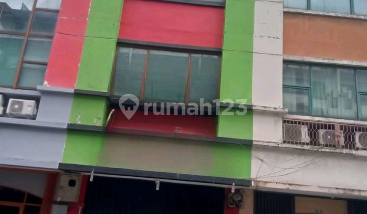 Di Sewakan Ruko 4 Lantai di Daerah Komersil Fatmawati Di Sewakan Ruko 4 Lantai di Daerah Komersil Fatmawati