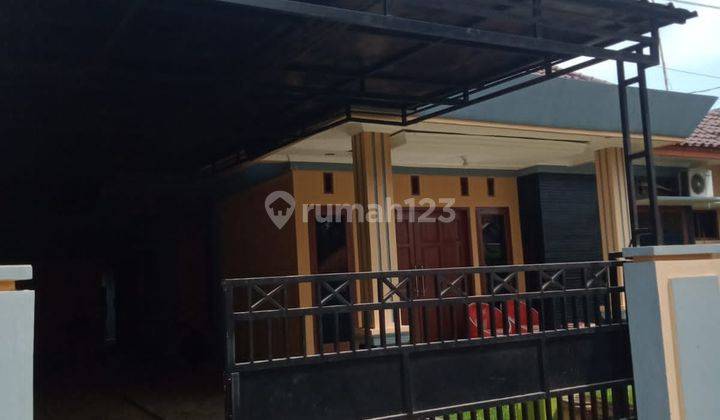 Dijual rumah + kontrakan 15pintu 6