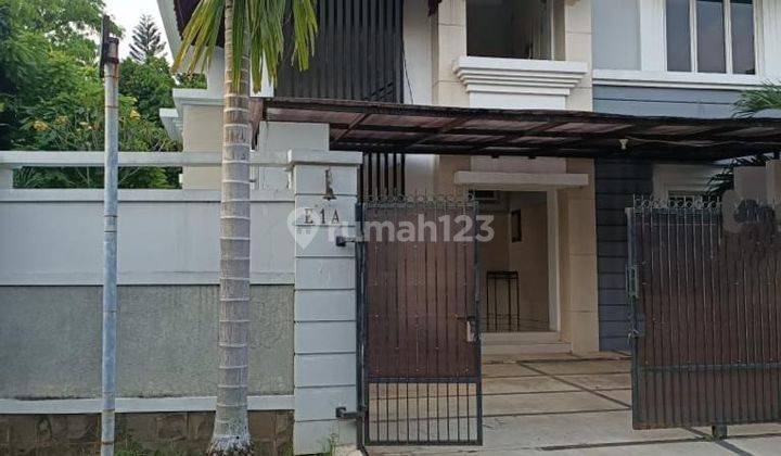 Disewakan rumah luas 2 lantai di Kompleks buncit indah  1