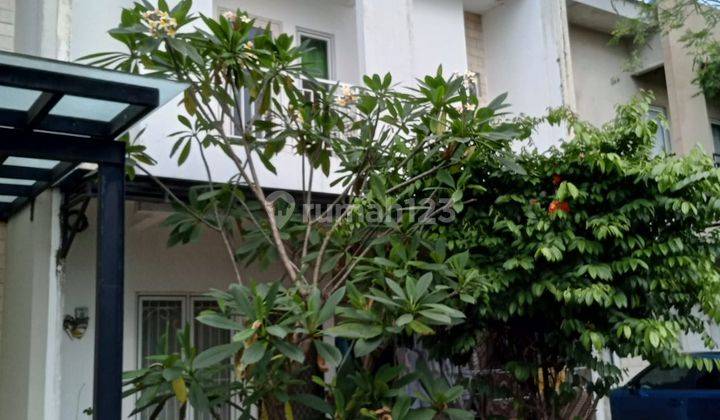 Dijual rumah Rumah 2 Lantai Bagus di Pondok Ranji  1