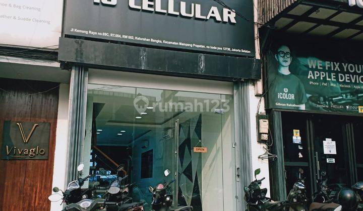 Disewakan ruko 2 lantai di di Jl Kemang Raya  1