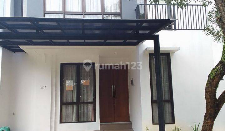 Di jual rumah cantik 2 lantai di Harvest Bintaro  1