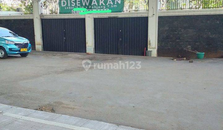 Di sewakn ruko lebar di kaeasan komersil pondok labu  1