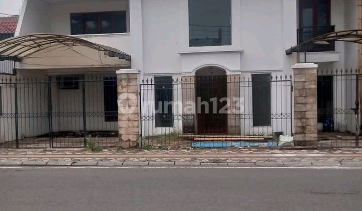 Di Sewakan Rumah untuk Kantor di Pamulang Di Sewakan Rumah untuk Kantor di Pamulang