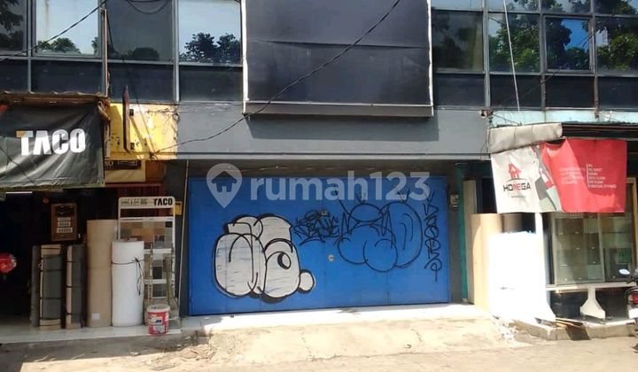 For Rent Shop House in Super Strategic Area Pamulang