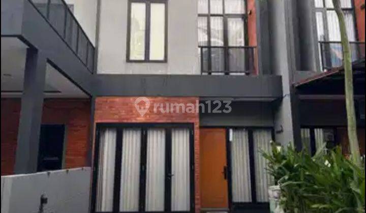 Di Sewakan Rumah Baru Di The Tamarind Beji Depok 1