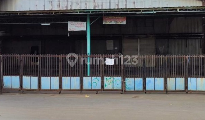 Warehouse for Rent in Kebayoran Lama Area Warehouse for Rent in Kebayoran Lama Area