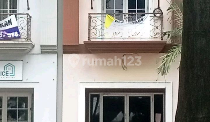 Di Sewakan Ruko 2.1/2 Lantai di Daerah Komersil Joglo Di Sewakan Ruko 2.1/2 Lantai di Daerah Komersil Joglo