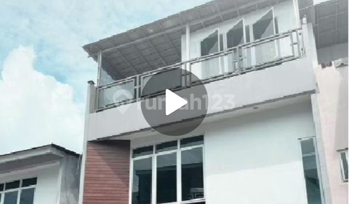 For Rent: Luxury 3-Story House in Cirende