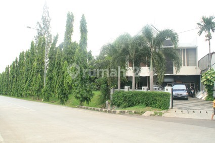 Di Sewakan Rumah Besar untuk Kantor 2