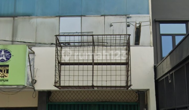 For Rent: Shop House in Super Commercial Radio Dalam Area
