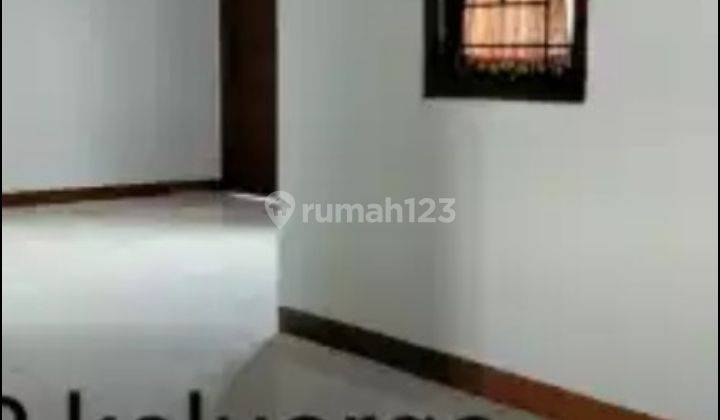 Di Sewakan Rumah 2 Lantai Di Jagakarsa  2