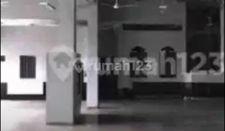 Di Sewakan Gudang Besar Daerah Pasar Minggu