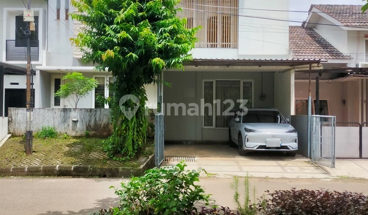 Nice House, 2 Floors, Flood-Free, Ready to Occupy in Bintaro Nice House, 2 Floors, Flood-Free, Ready to Occupy in Bintaro