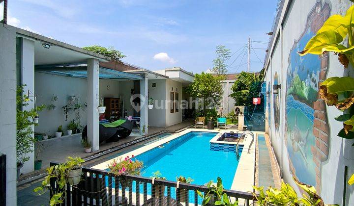 Dijual Rumah Mewah Dilengkapi Dengan Kolam Renang di Kebayoran Bintaro 1