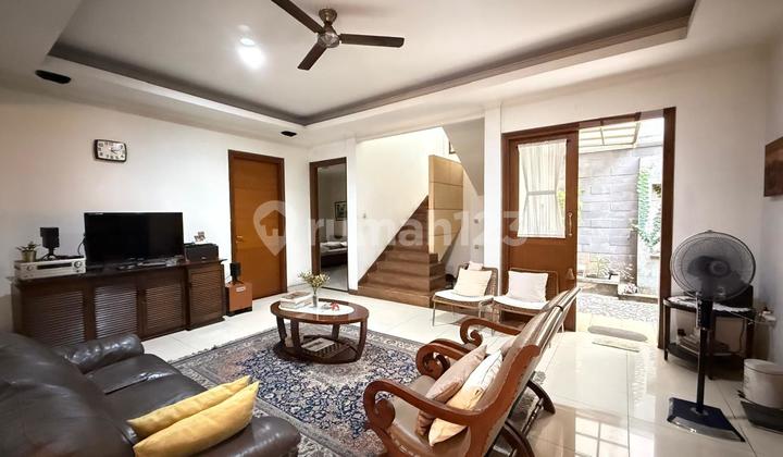 Rumah Cantik Siap Huni di Perumahan Asri Bintaro Sektor 3