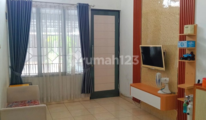 Dijual Rumah Siap Huni di Graha Bintaro - Harga Terjangkau & Lokasi Nyaman! 