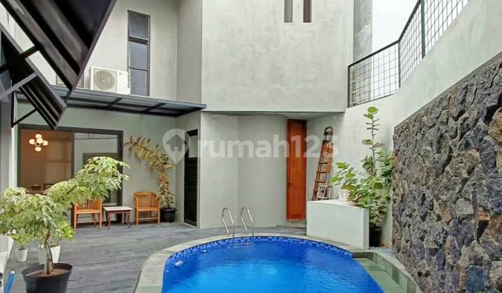 TURUN HARGA! Rumah Emerald Bintaro - Private Pool + Fasilitas Lengkap!