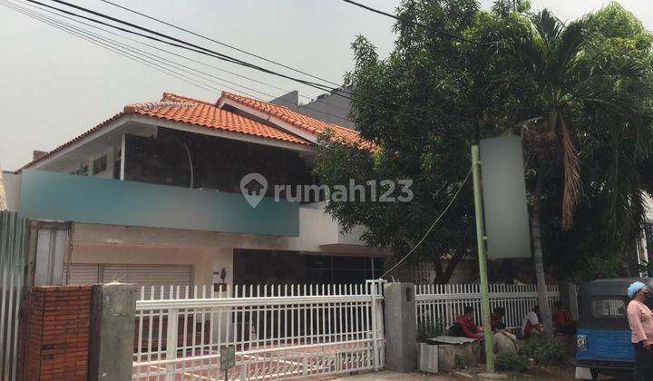 Rumah Pinggir Jalan Raya dan Cocok untuk Area Komersil @Kayu Putih, Pulo Gadung. 1