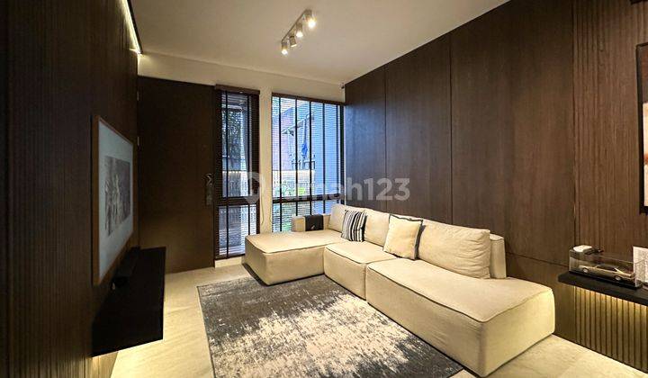 Dijual Rumah Modern Minimalist di Kebayoran Bintaro Sektor 7 1