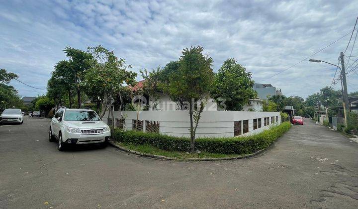 Dijual Rumah Hook, Bagus Dan Baru Selesai Renovasi di Bintaro Sektor 2 2