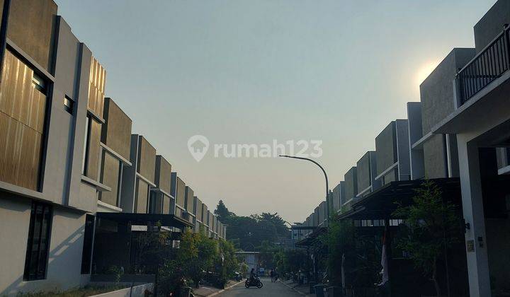 Dijual Rumah Hook Siap Huni Dekat Bintaro Xchange 1