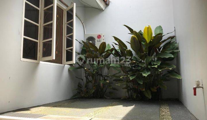 Dijual Rumah Bagus Siap Huni di Bintaro Sektor 9 2