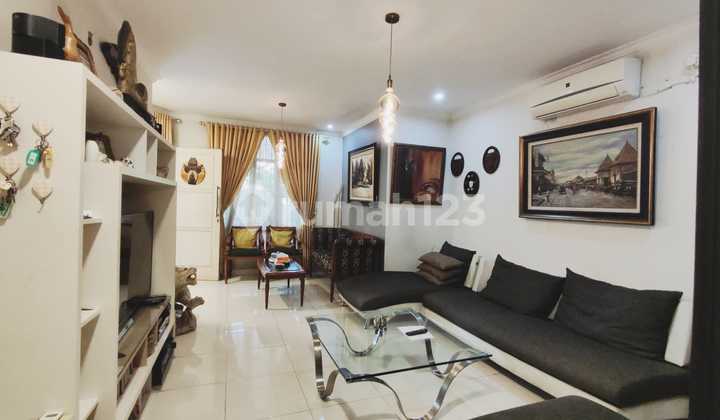 Dijual Rumah Kost Bintaro! Harga Murah, Investasi Berjalan! 1