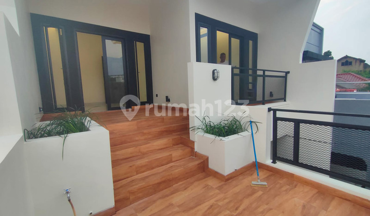 Dijual Rumah Siap Huni di Graha Bintaro - Lokasi Strategis, Harga Terjangkau! Dijual Rumah Siap Huni di Graha Bintaro - Lokasi Strategis, Harga Terjangkau!