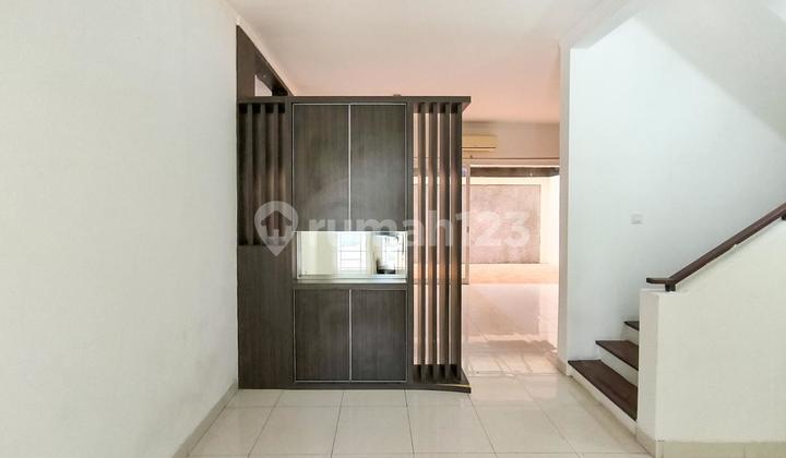 Rumah EMERALD BINTARO - Cluster Premium, Depan Taman, Rumah Siap Huni 2