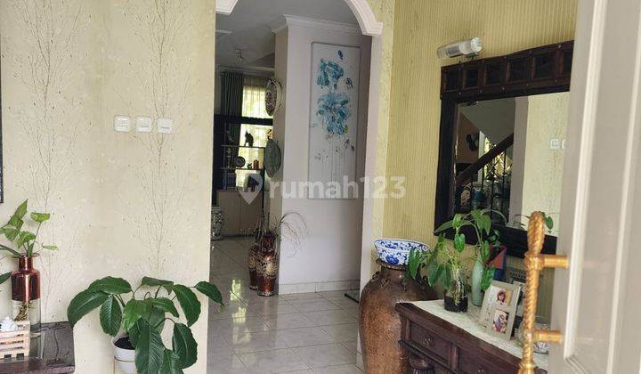 Dijual Rumah Cantik 2 Lantai di Lingkungan Asri Bintaro Sektor 3 2