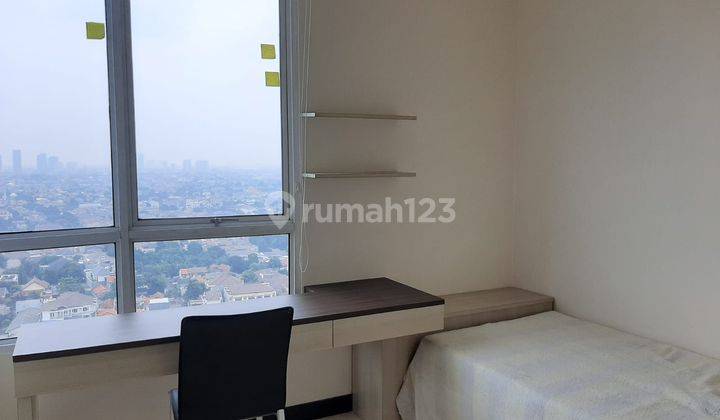  Apartemen Essence Darmawangsa 2 Kamar Tidur Furnished Baru 4
