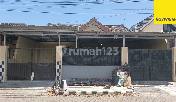 For Rent House on Raya Wiguna South Surabaya 1