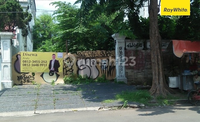 Tanah di Pusat Kota Surabaya,jalan Wr Supratman,tegalsari