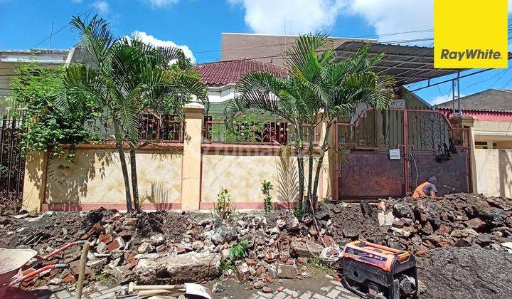 Dijual Rumah di Jalan Ngagel Jaya Tengah Surabaya 1