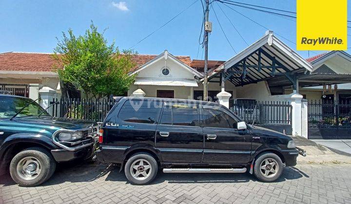 Dijual Rumah SHM di Jalan Gayungsari Surabaya 1